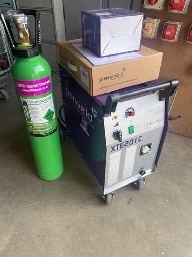 Parweld xte201c 200 amp mig - parweld,